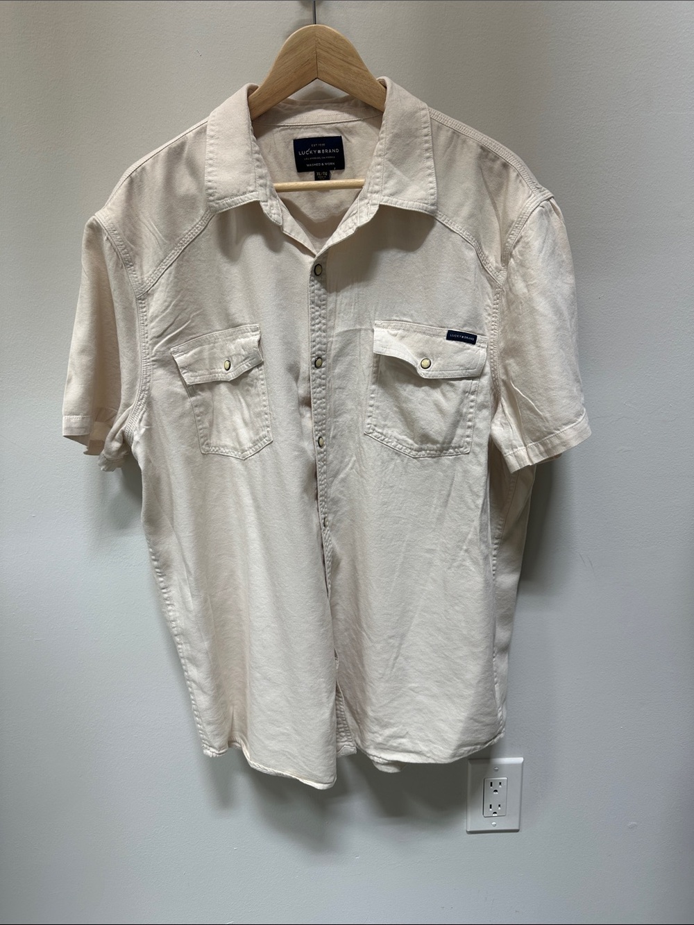 Lucky Brand Short Sleeve Button-Down Shirt in Cream Sz XL